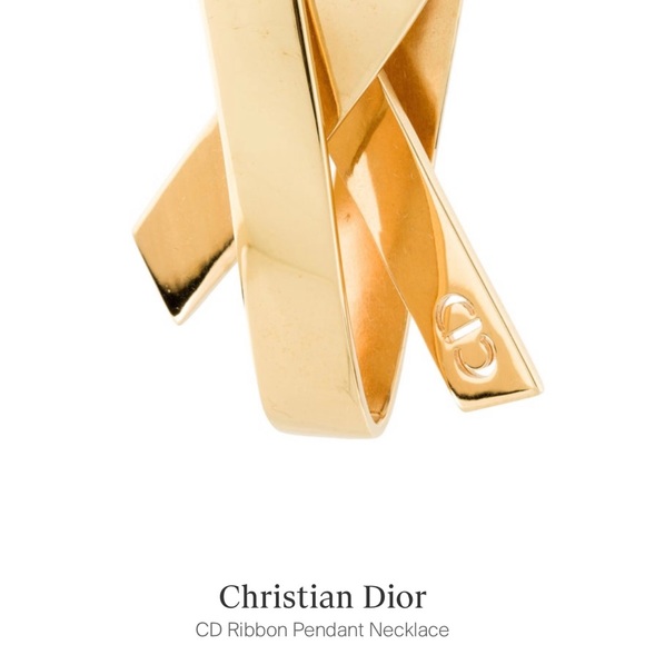 CHRISTIAN DIOR-AUTHENTIC Gold Pendant/Necklace - Picture 16 of 16